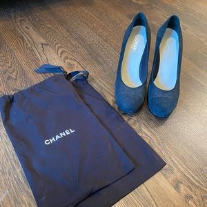 Chanel pumps